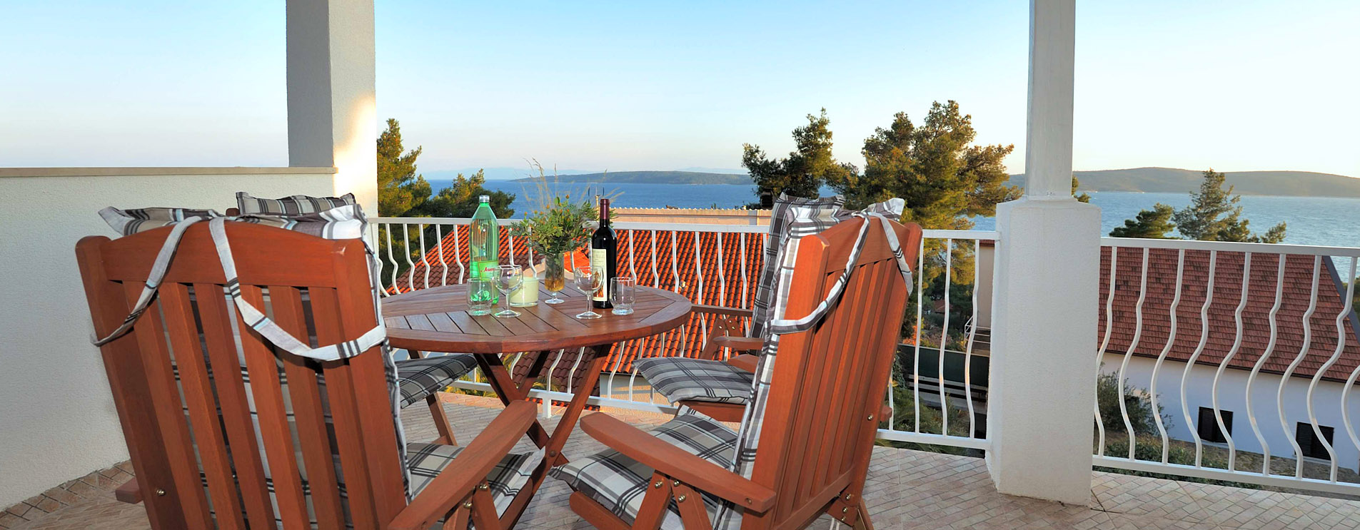 Spacious terrace with a beautiful seaview.